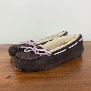 UGG Australia Dakota Brown Suede Pink Sheepskin Slippers 5466 Women’s Size 6.